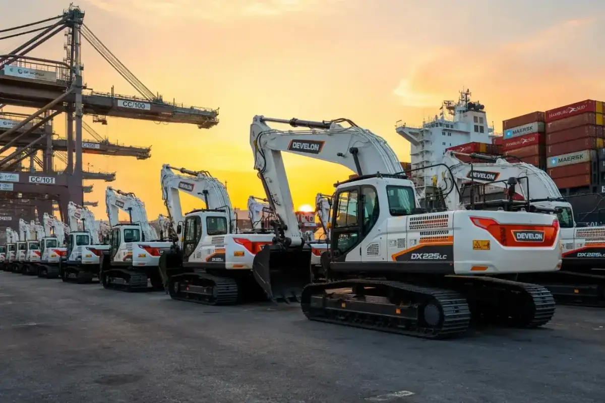 Heavy machinery delivery at Port of Jebel Ali, Dubai