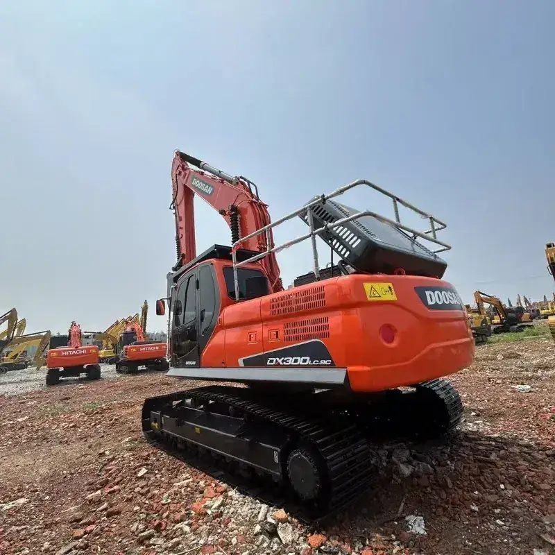 Doosan DX300LC-9
