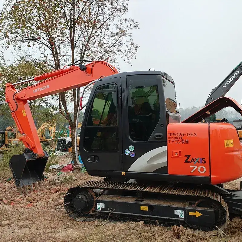 Hitachi ZX70