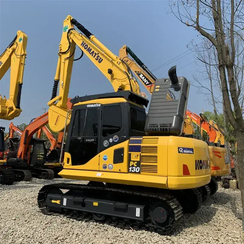 Komatsu PC130