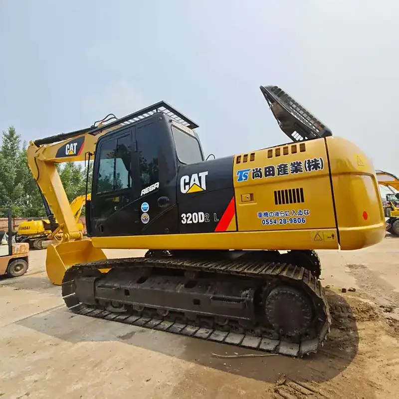 Caterpillar 320D2L detail 1