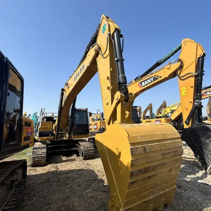 Caterpillar 329D2 detail 4