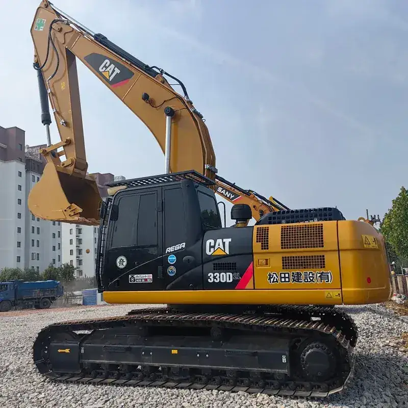 Caterpillar 330D2L detail 1