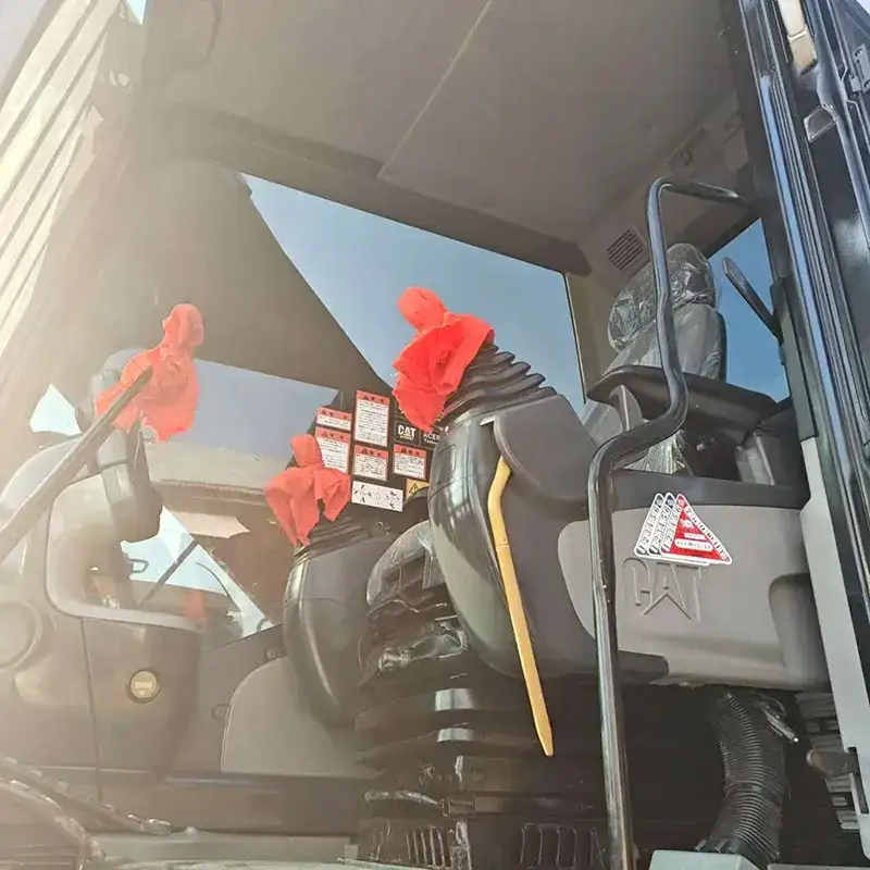 Caterpillar 340D2L detail 2