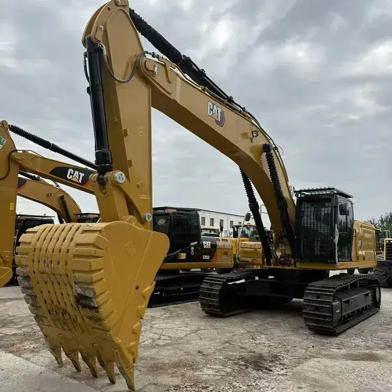 Caterpillar 345GC detail 1