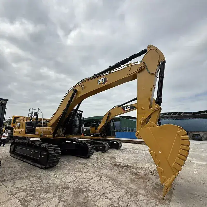 Caterpillar 345GC detail 4