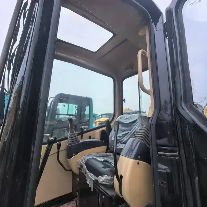 Caterpillar 303.5E detail 3