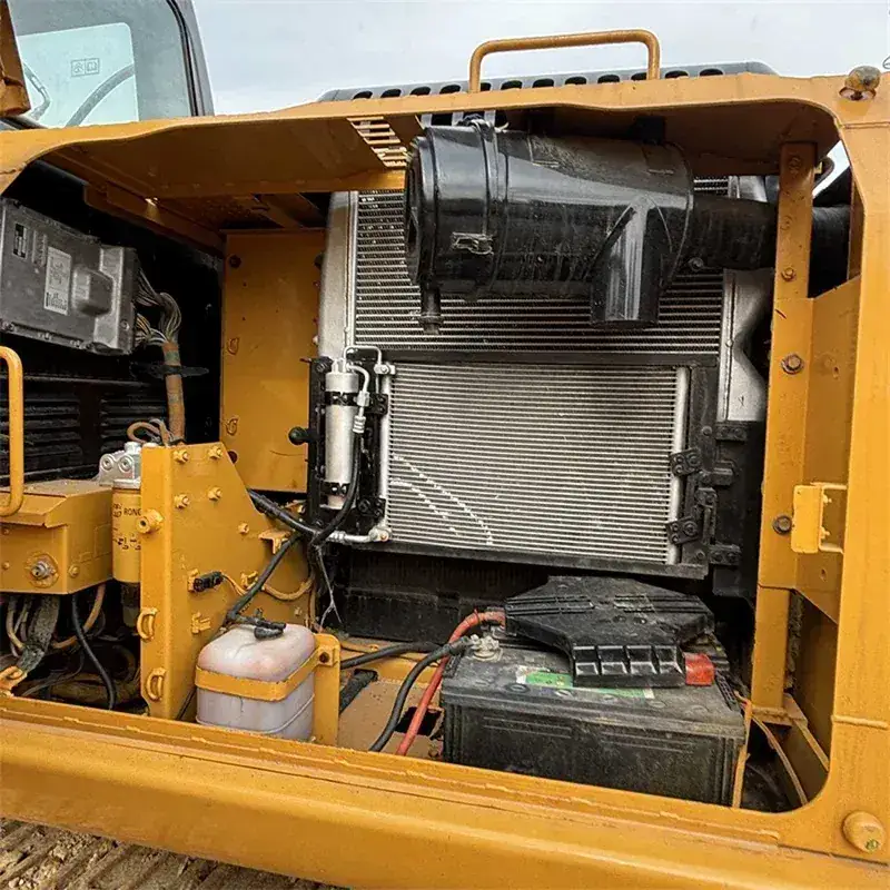 Caterpillar 315D2L detail 3