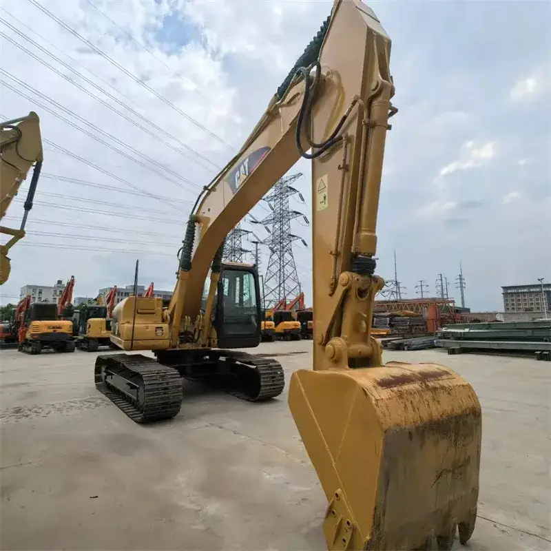 Caterpillar 320C thumbnail 4