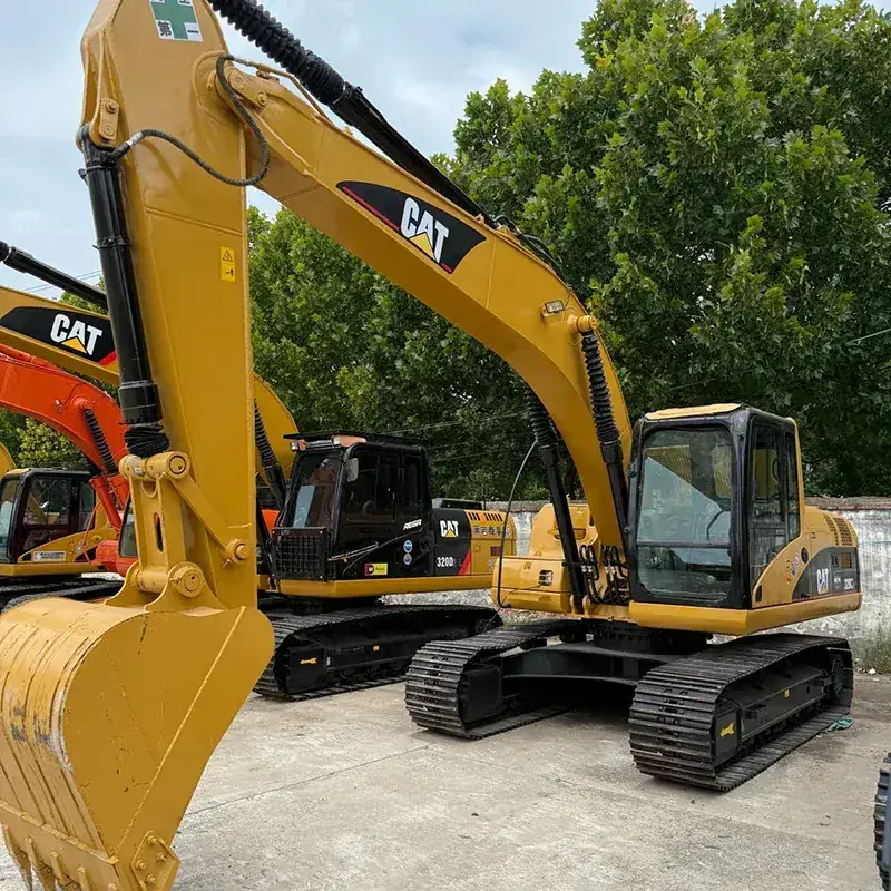 Caterpillar 320CL detail 2