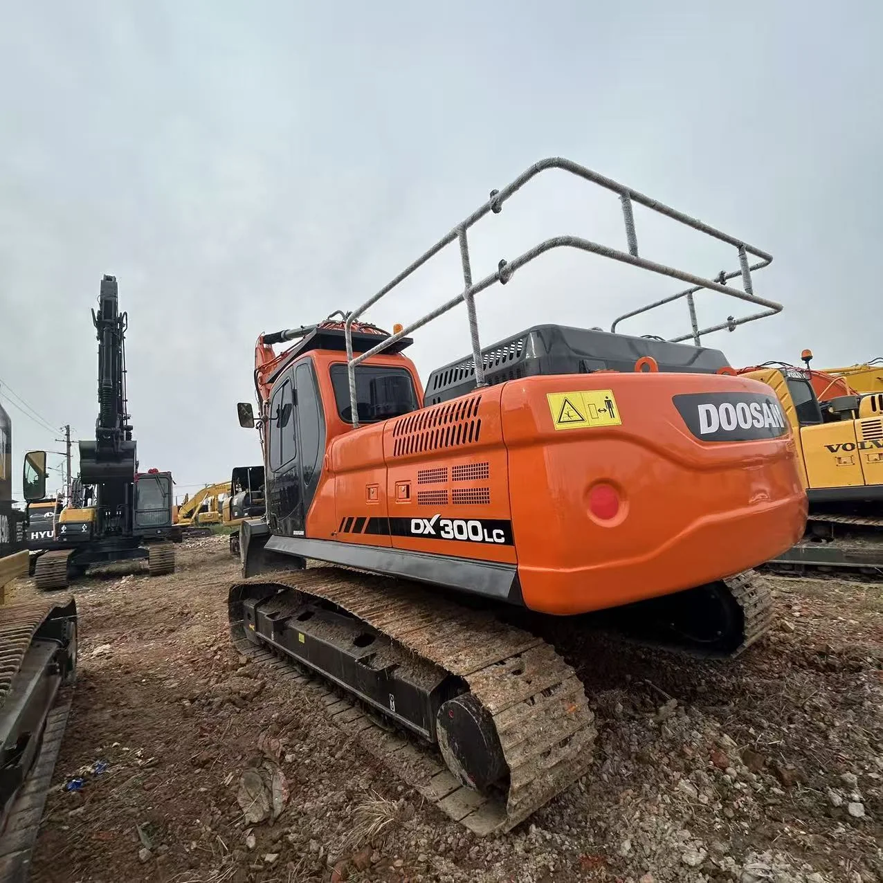 Doosan DX300LC detail 4