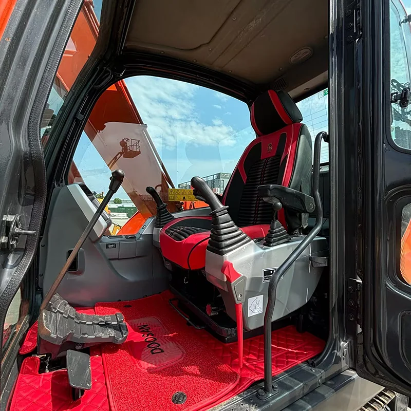 Doosan DX75-9C detail 1
