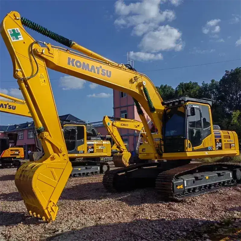 Komatsu PC240LC detail 3