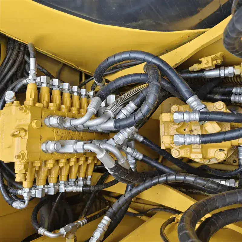 Komatsu PC60 detail 2