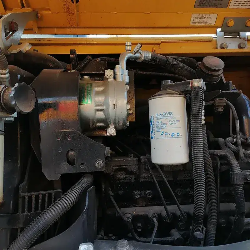 Komatsu PC70 detail 3