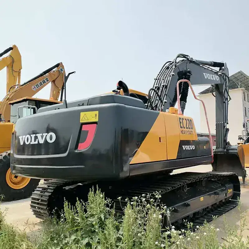 Volvo EC220 detail 1