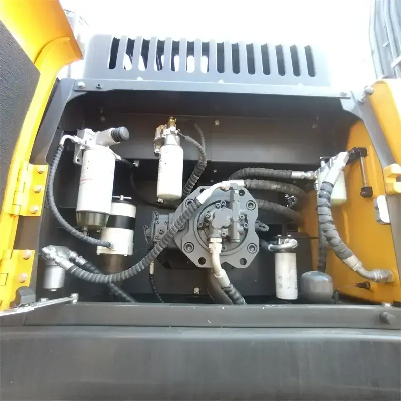 Volvo EC300 detail 4